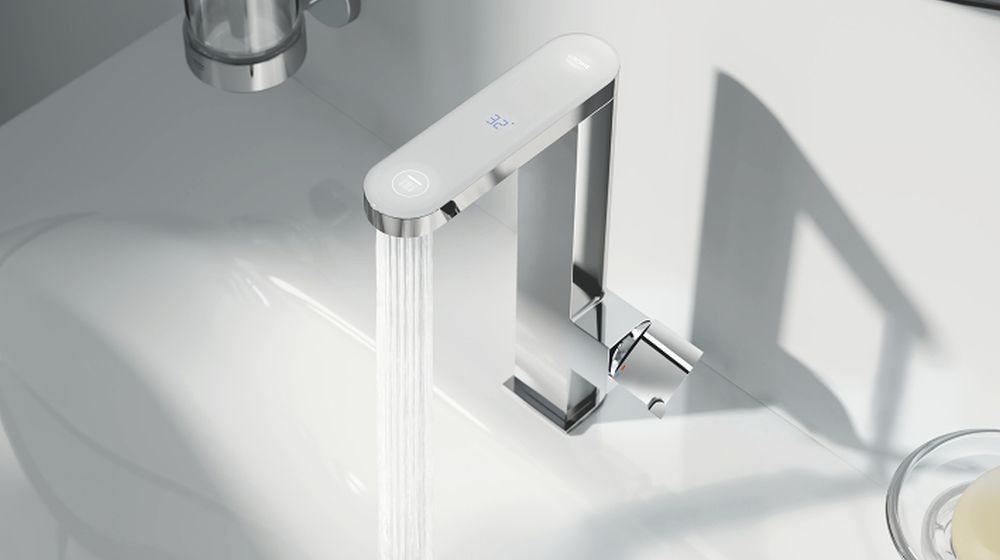 grohe waterkraan in de badkaer