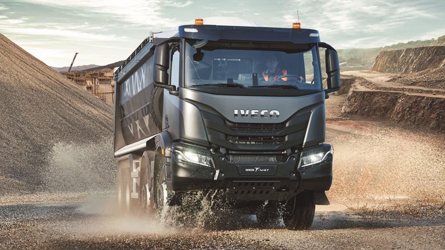 100% offroad T-WAY maakt IVECO's zware WAY-gamma compleet