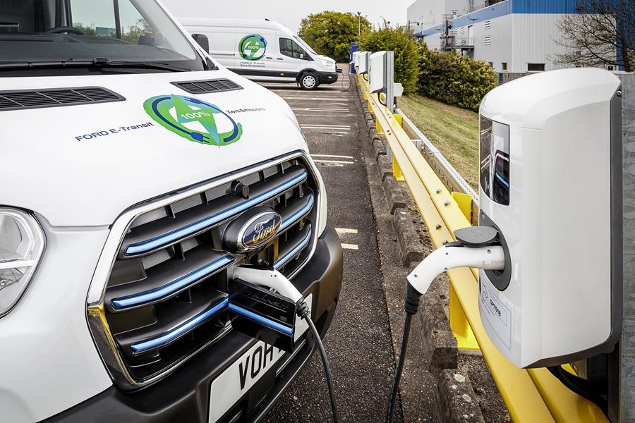 Geniet volledige laadondersteuning met Ford Pro Charging 