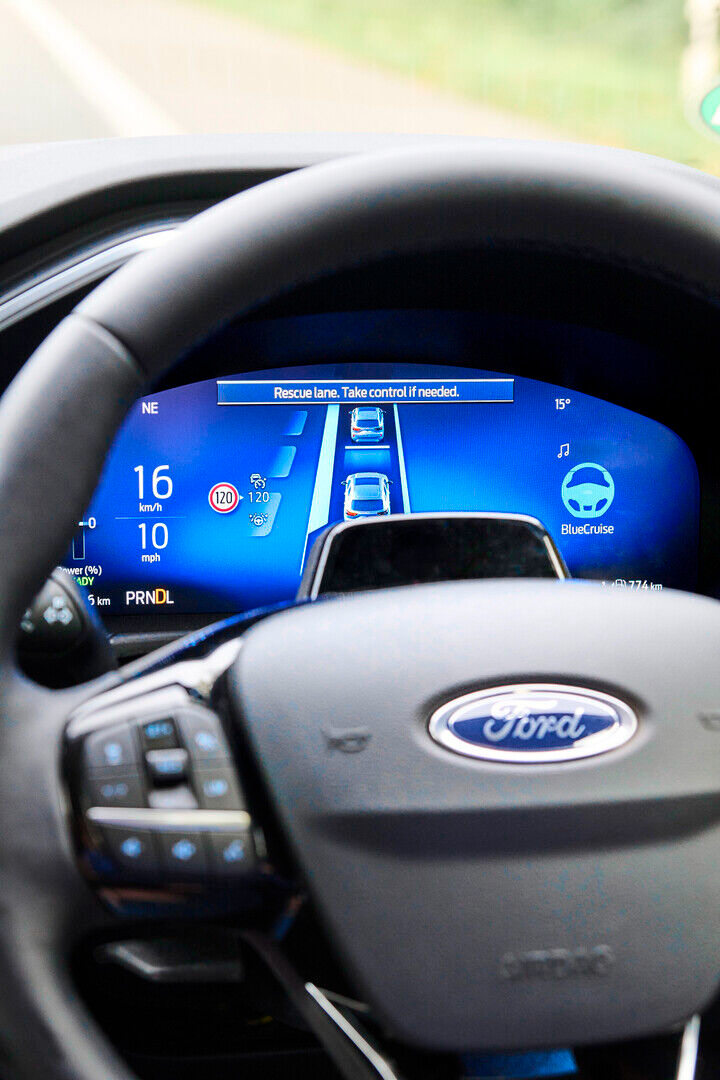 Ford Kuga krijgt BlueCruise handsfree 3