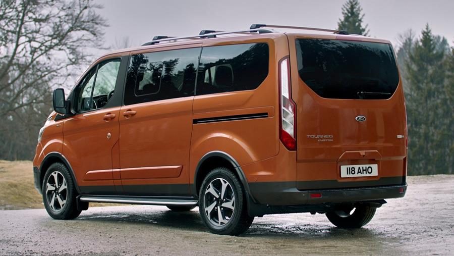Veelzijdige Ford Tourneo en Transit Connect Active met terreincapaciteiten